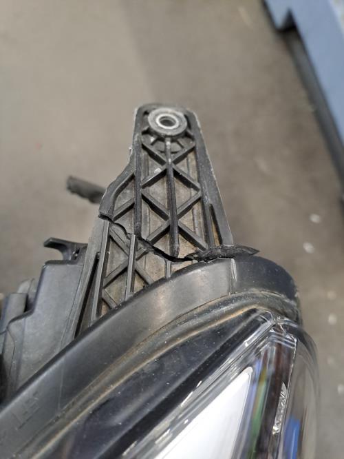 Image Optique avant principal gauche (feux)(phare) - VOLVO V 40 2