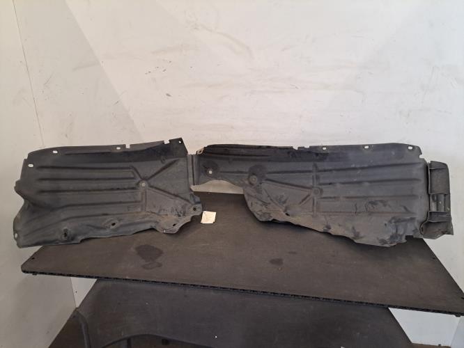 Image Pare boue avant droit - MAZDA 2 3