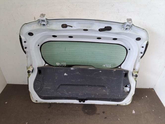 Image Malle/Hayon arriere - RENAULT CLIO 4