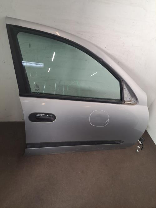Image Porte avant droit - NISSAN ALMERA 2