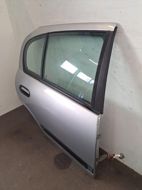 Image Porte arriere droit - NISSAN ALMERA 2