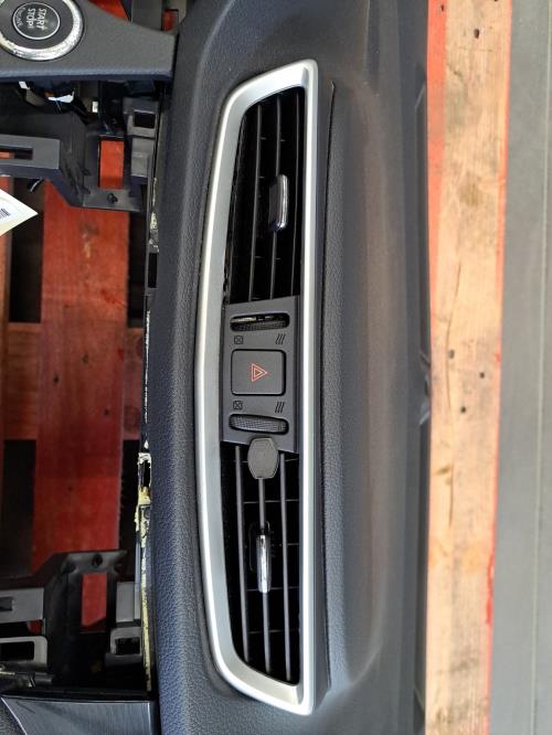 Image Planche de bord complete - NISSAN QASHQAI 2