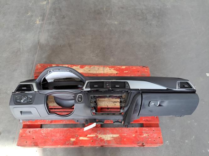 Image Planche de bord complete - BMW SERIE 4 F32