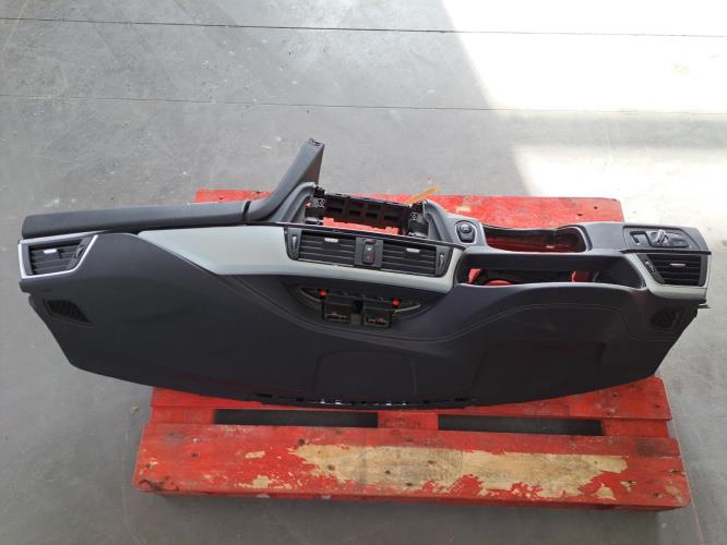 Image Planche de bord complete - BMW SERIE 4 F32