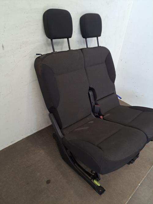 Image Siege avant droit (banquette double) - CITROEN BERLINGO 3 M