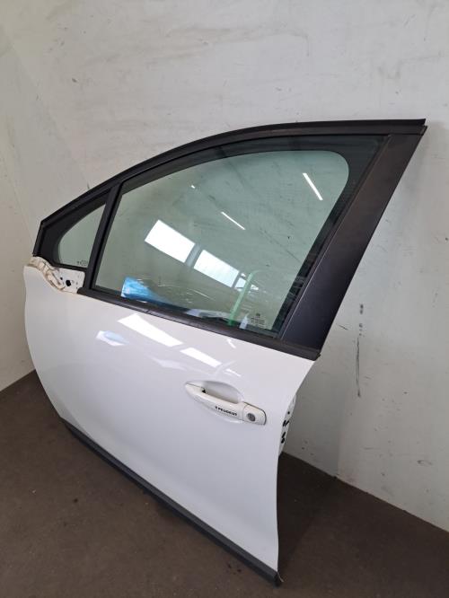 Image Porte avant gauche - PEUGEOT 2008 1