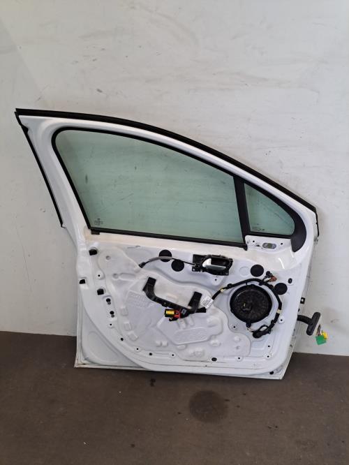 Image Porte avant gauche - PEUGEOT 2008 1