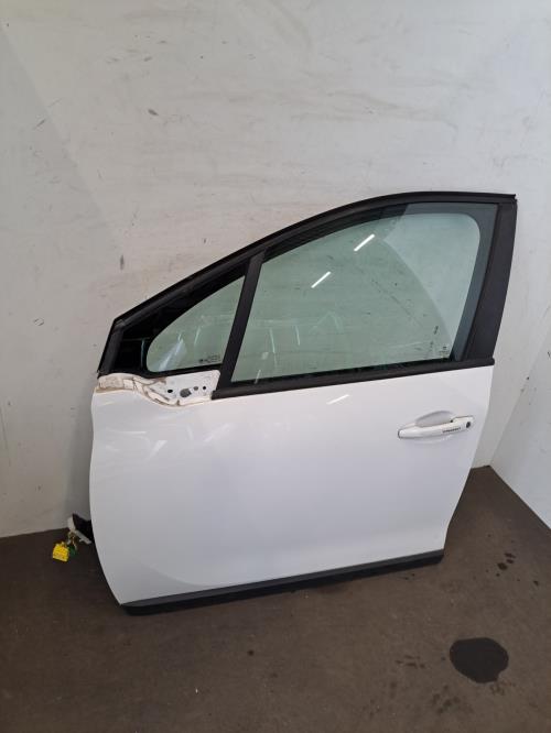 Image Porte avant gauche - PEUGEOT 2008 1