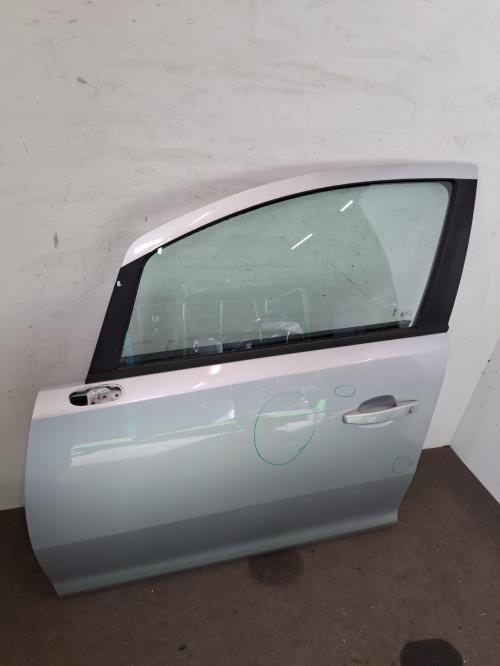 Image Porte avant gauche - OPEL CORSA D