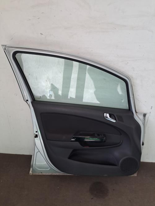Image Porte avant gauche - OPEL CORSA D