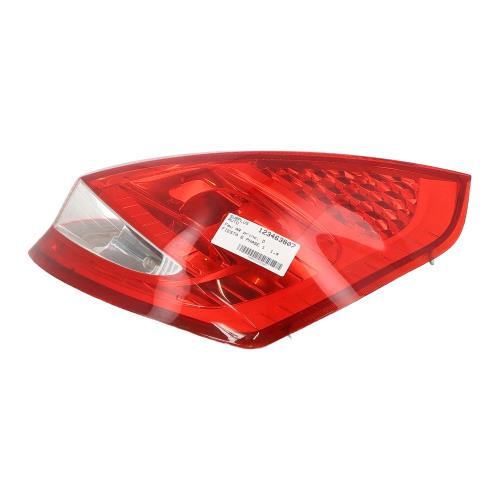 Image Feu arriere principal droit (feux) - FORD FIESTA 6