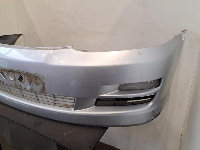 Image Pare choc avant - TOYOTA AVENSIS VERSO