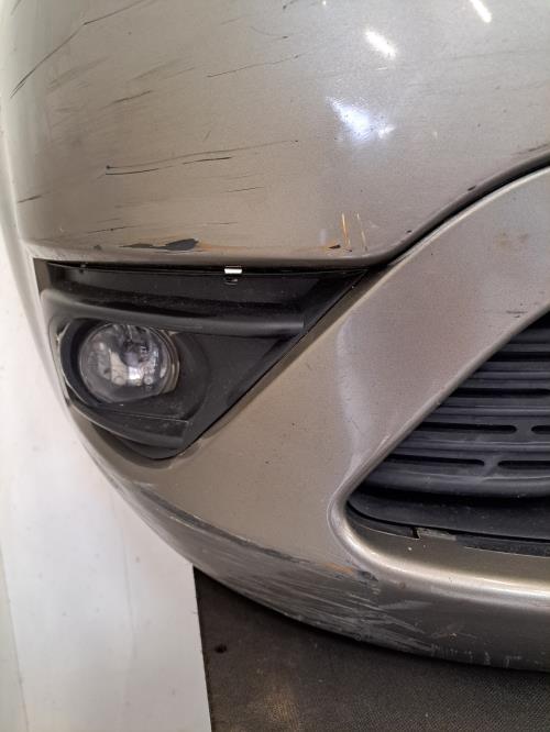 Image Pare choc avant - CITROEN C4 GRAND PICASSO 1