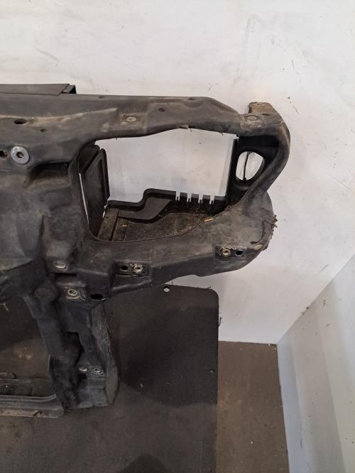 Image Armature avant, Masque avant - VOLKSWAGEN GOLF 4