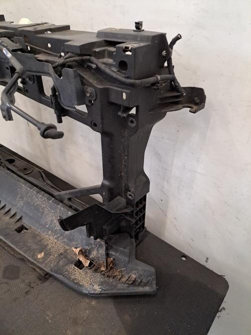 Image Armature avant, Masque avant - MAZDA 2 3