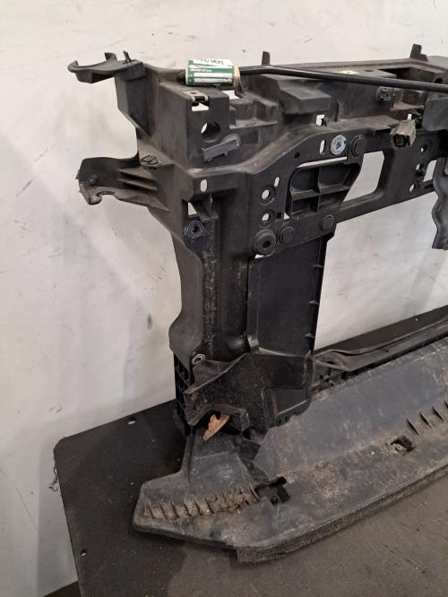 Image Armature avant, Masque avant - MAZDA 2 3