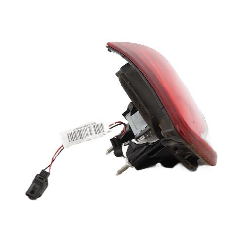 Image Feu arriere secondaire droit (feux) - RENAULT CLIO 4
