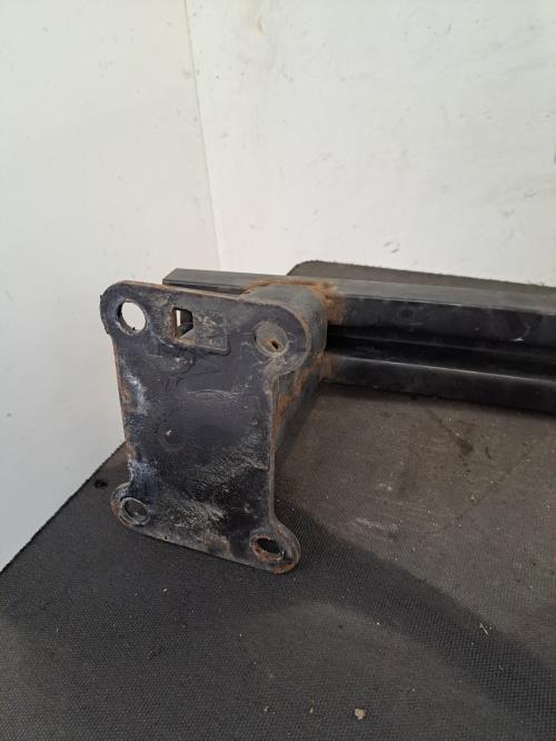 Image Renfort pare choc avant (traverse) - NISSAN QASHQAI 1