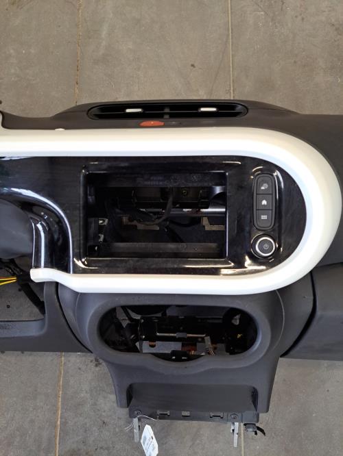 Image Planche de bord complete - RENAULT TWINGO 3