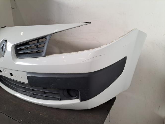Image Pare choc avant - RENAULT MEGANE 2