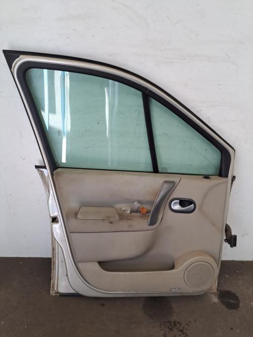 Image Porte avant gauche - RENAULT SCENIC 2