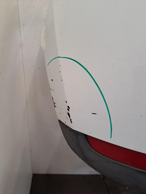 Image Pare choc arriere - RENAULT CLIO 4