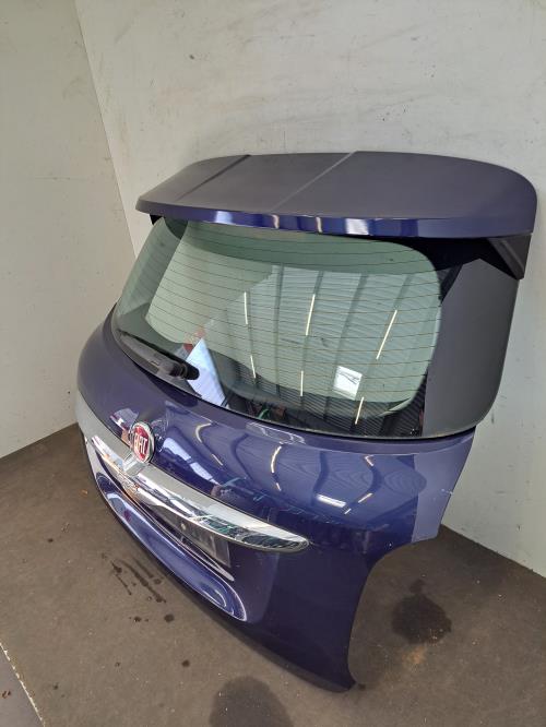 Image Malle/Hayon arriere - FIAT 500X