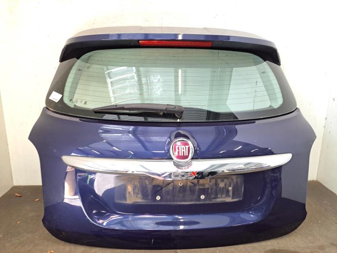 Image Malle/Hayon arriere - FIAT 500X