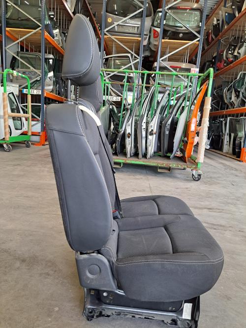Image Siege avant droit (banquette double) - RENAULT TRAFIC 3 COURT