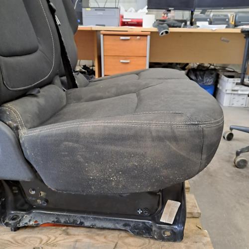 Image Siege avant droit (banquette double) - RENAULT TRAFIC 3 COURT