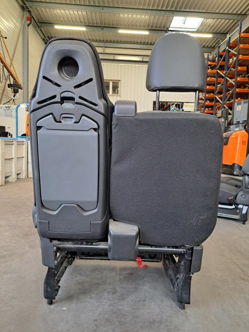 Image Siege avant droit (banquette double) - RENAULT TRAFIC 3 COURT