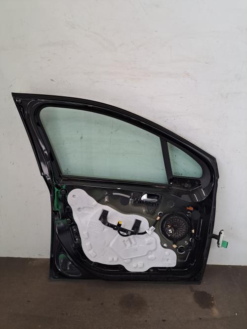 Image Porte avant gauche - PEUGEOT 208 1