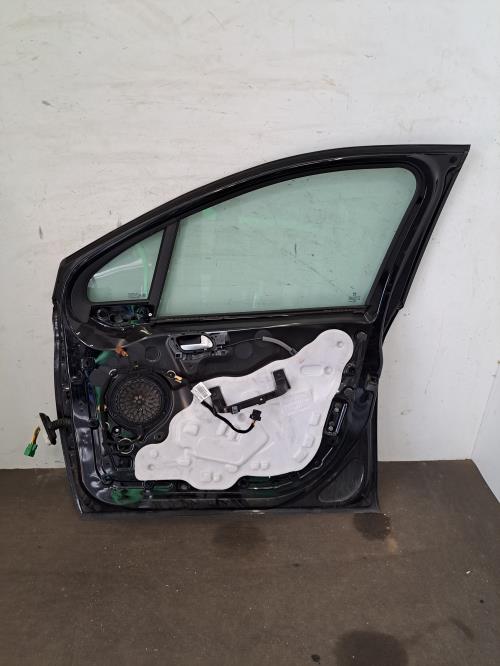 Image Porte avant droit - PEUGEOT 208 1