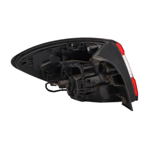 Image Feu arriere principal droit (feux) - RENAULT CAPTUR 1