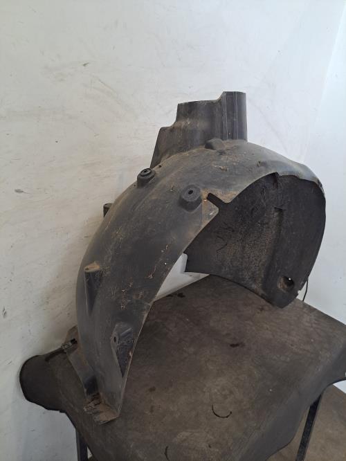 Image Pare boue avant gauche - CITROEN C4 PICASSO 2