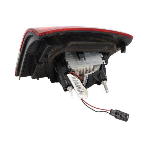 Image Feu arriere secondaire droit (feux) - RENAULT CLIO 4
