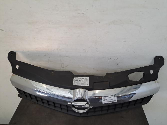 Image Calandre - OPEL ASTRA H