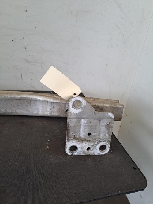 Image Renfort pare choc avant (traverse) - RENAULT SCENIC 2
