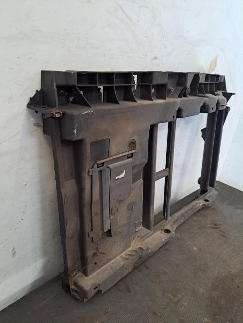 Image Armature avant, Masque avant - PEUGEOT 208 1