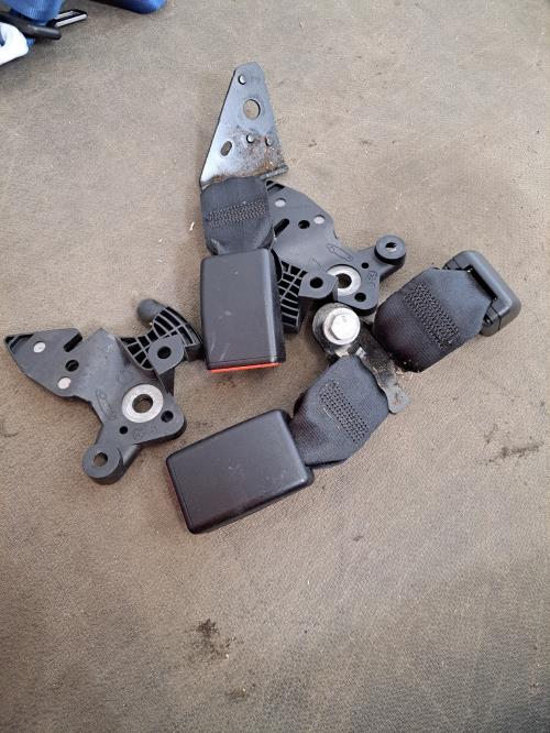Image Banquette arriere (KIT DERIV VP) - PEUGEOT 208 1