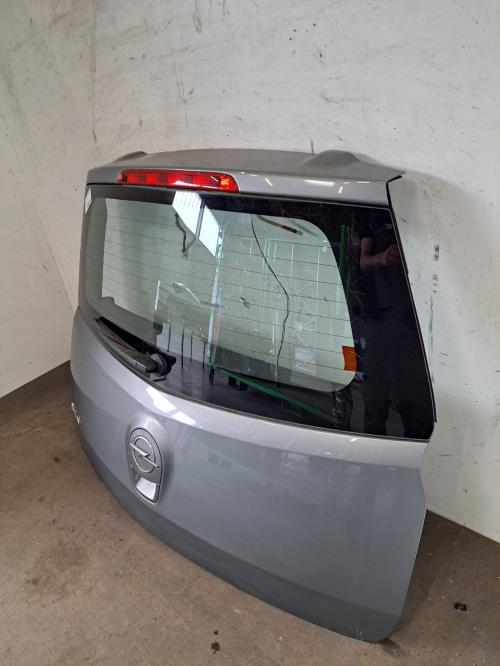 Image Malle/Hayon arriere - OPEL AGILA B