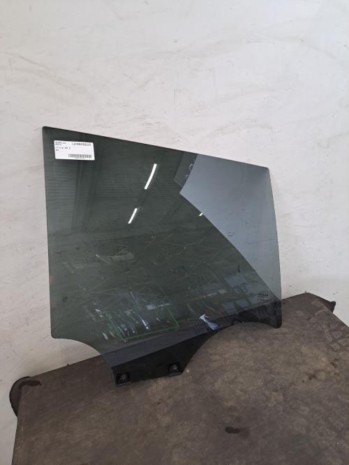 Image Vitre arriere droit - RENAULT R4