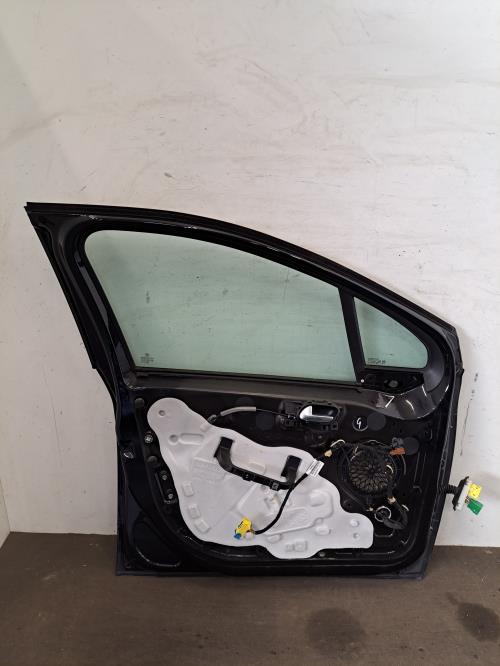 Image Porte avant gauche - PEUGEOT 208 1