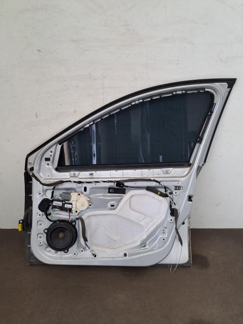 Image Porte avant droit - RENAULT LAGUNA 3