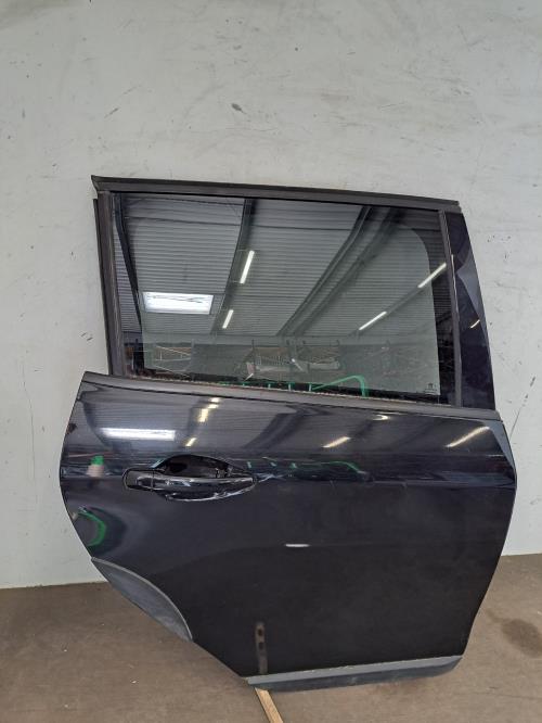 Image Porte arriere droit - PEUGEOT 2008 1