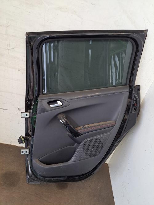 Image Porte arriere droit - PEUGEOT 2008 1