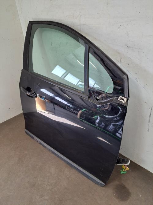 Image Porte avant droit - PEUGEOT 2008 1