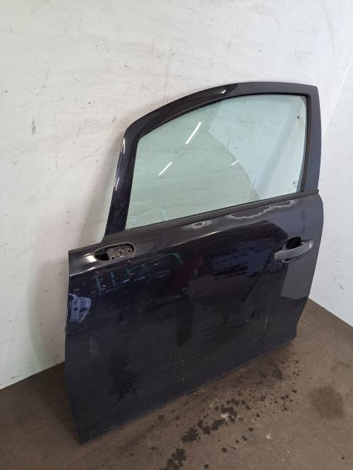 Image Porte avant gauche - OPEL CORSA D