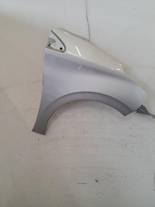 Image Aile avant droit - PEUGEOT 208 1