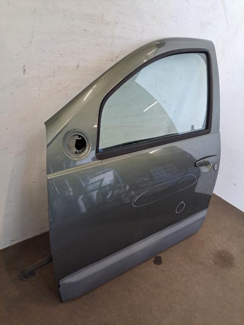 Image Porte avant gauche - DACIA DUSTER 1